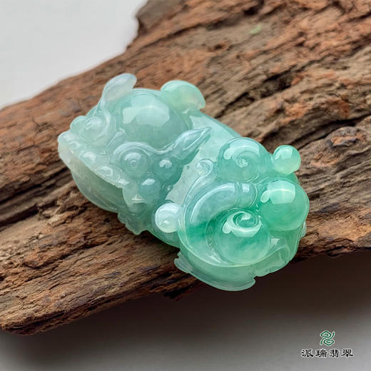 派瑞翡翠 翡翠挂件 糯种 绿色 商品图1