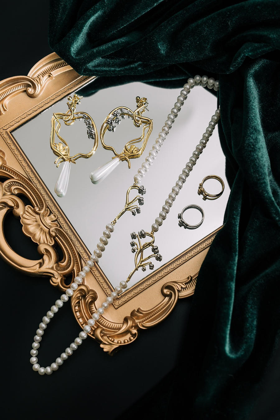 retro chic 意大利新品维多利亚铃兰花耳饰厚镀金/贝珠