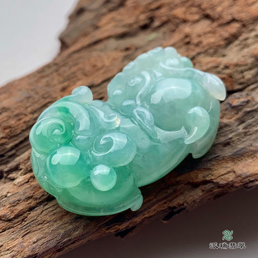 派瑞翡翠 翡翠挂件 糯种 绿色 商品图3