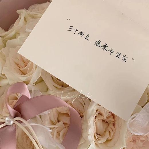 《公主》33枝荔枝玫瑰花束花束 商品图4