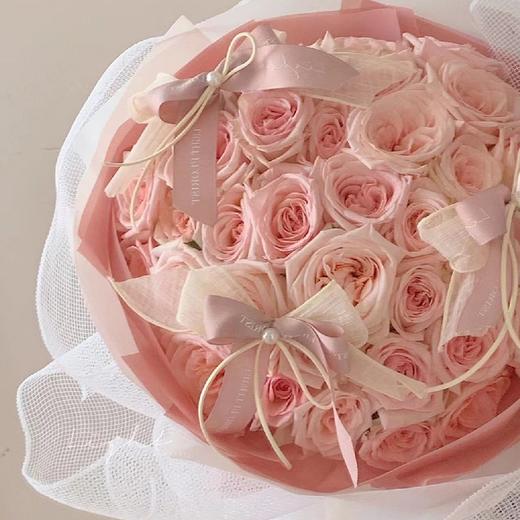 《公主》33枝荔枝玫瑰花束花束 商品图2