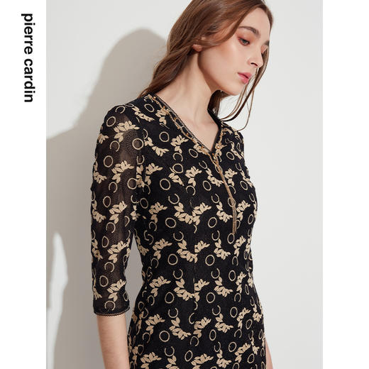 皮尔卡丹女装春季新款优雅端庄蕾丝长袖连衣裙P1110E1067J0
 商品图3