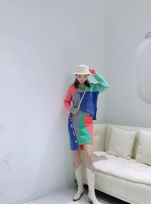 V领镂空羊绒女衫 商品图2