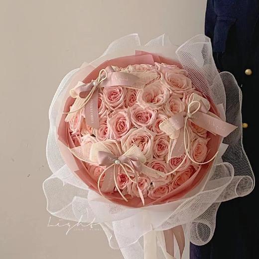 《公主》33枝荔枝玫瑰花束花束 商品图0