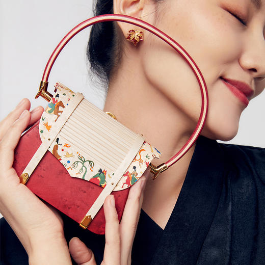 镶嵌“盛唐球赛”主题公主包 商品图7