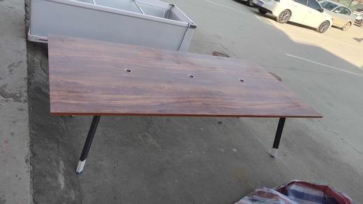 高档会议办公桌两用桌还有两个 都没有用几天   几乎全新   市区送上门 商品图1