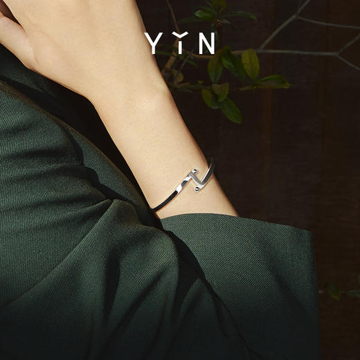 「一」太极一生二点线手镯 商品图4