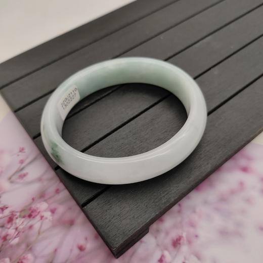 翡翠手镯 圈口：56 商品图1