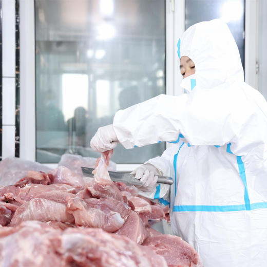 【CCTV专访】来自黑龙江鄂温克族的古法木熏火腿~含98%的森林猪肉  红肠丨怎么掰都是瘦肉丝，可以直接吃 也可以煎炒烹炸烤 商品图3