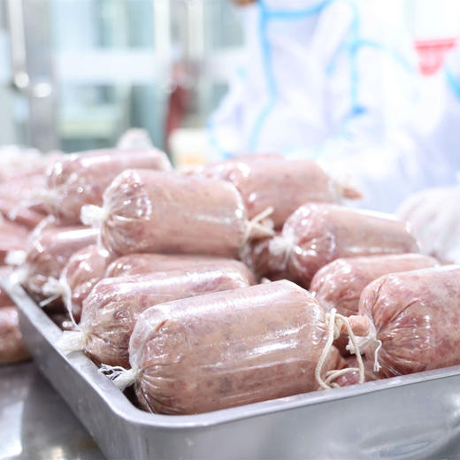 【CCTV专访】来自黑龙江鄂温克族的古法木熏火腿~含98%的森林猪肉  红肠丨怎么掰都是瘦肉丝，可以直接吃 也可以煎炒烹炸烤 商品图8