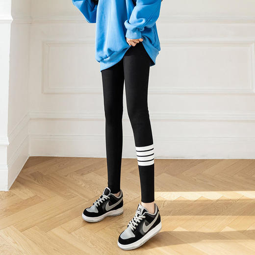 2021款秋冬加绒打底外穿保暖裤紧身小脚灰色3色可选螺纹显瘦羊羔绒加厚保暖 商品图11