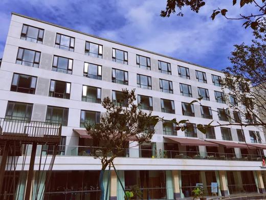 💦【九龙沟·樱花温泉假日酒店】
🎐避暑/登山/玩水/泡汤·暑假旺季周五不加价
🏞️游天然溪谷，吸山间负氧离子，泡品质舒适温泉… 商品图8