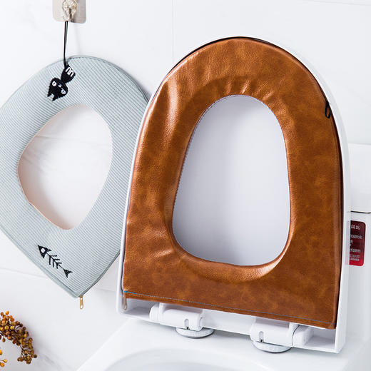 买一赠一【底部防水设计】鱼骨款家居马桶垫家用防水O型皮革带拉链可爱小猫马桶贴 商品图1