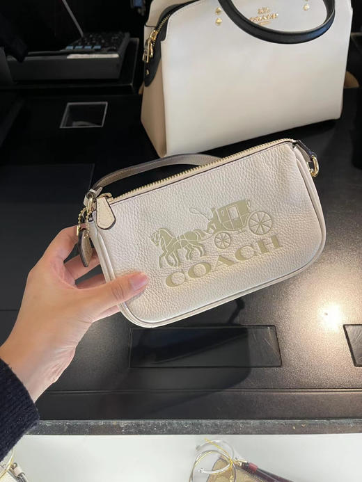 温柔限定💕🎉黑五价¥750🉐️包邮🤩Coach nolita19麻将包 完美尺寸 商品图3