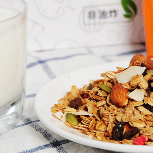 「30g*30袋」每日坚果烘焙燕麦片独立包装礼盒 营养早餐 五谷代餐 粮油米面 商品图3