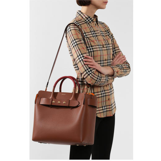 BURBERRY 巴宝莉 女士 The Belt - 中号皮革三粒铆钉装饰贝尔特包 棕色 8023000 A1363 商品图3