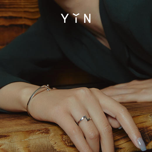 「一」太极一生二点线手镯 商品图5