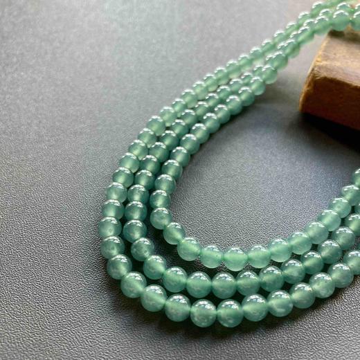 高冰种晴水绿翡翠珠串 商品图2