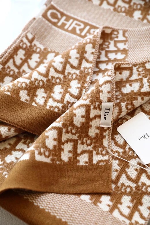 Dior 字母针织围巾-驼色 商品图8