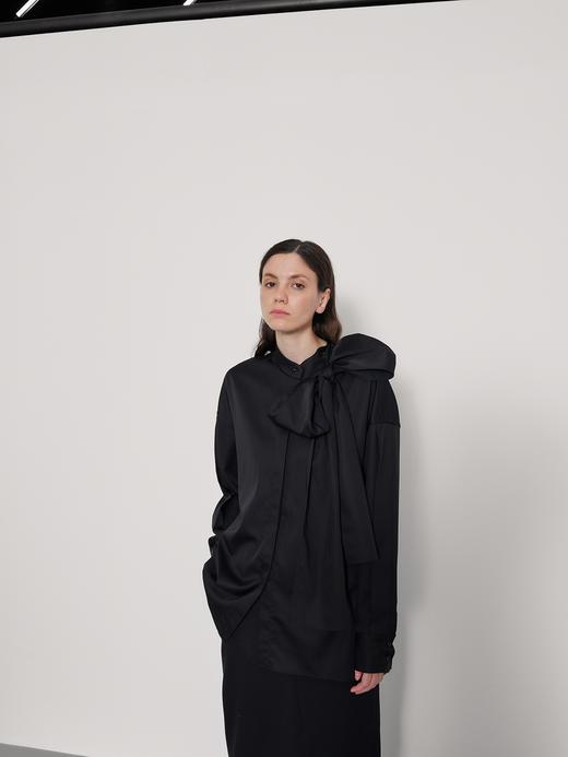 飘带蝴蝶结衬衫 商品图0