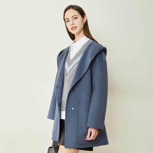 LD988斯尔丽[专柜同款]瑟俪2021冬新款时髦连帽款休闲时尚气质百搭大衣 商品图2