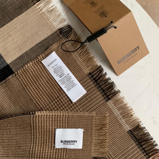巴宝莉Burberry【威尔士格纹大披肩】 商品图7