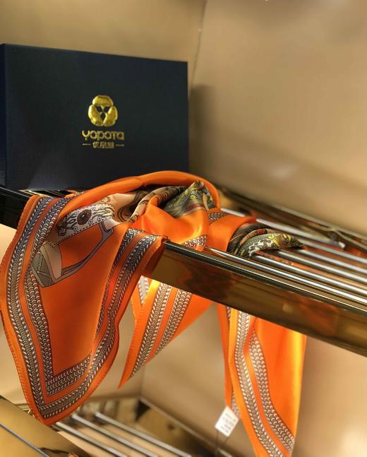 优品堂《迷缀》100％桑蚕丝70方巾 商品图3