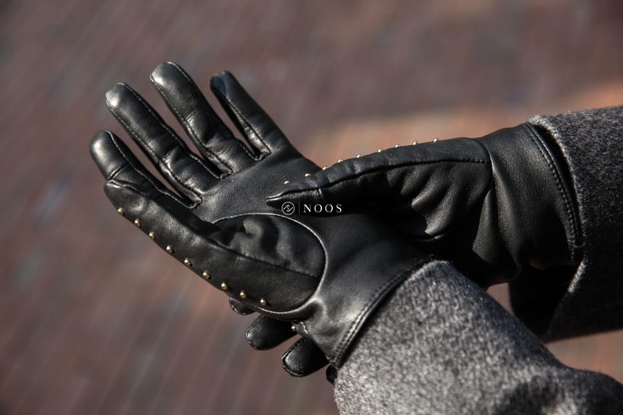 dents 女士触屏针织铆钉羊皮手套 黑金钉