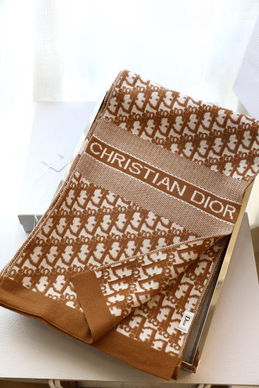 Dior 字母针织围巾-驼色 商品图4