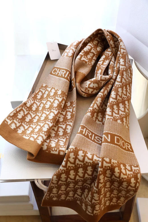 Dior 字母针织围巾-驼色 商品图3