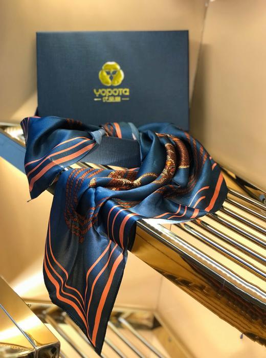 优品堂《迷缀》100％桑蚕丝70方巾 商品图6