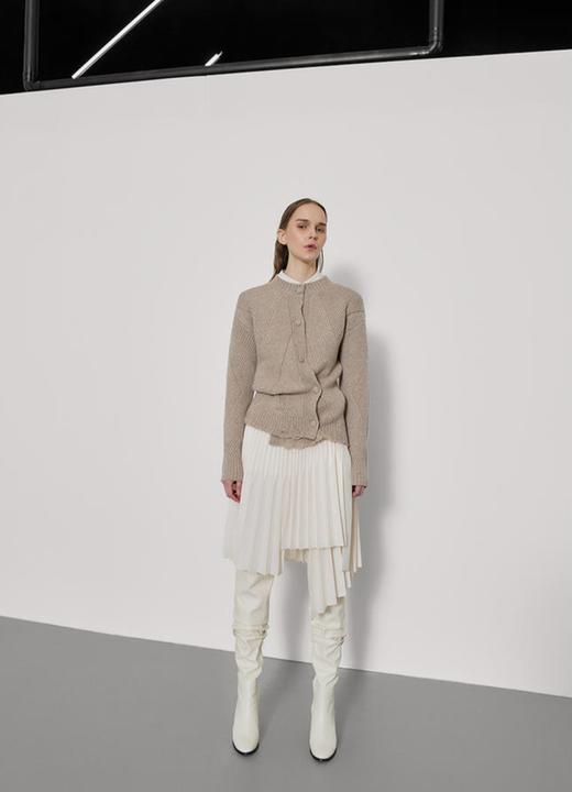 立体系扣针织上衣 商品图2