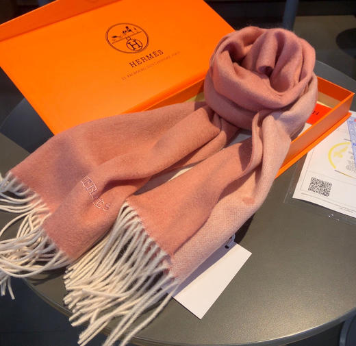 HERMES🧣爱马仕男女通用双面羊绒围巾 商品图1
