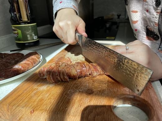 【正宗四川腊肠】小小星奶奶自制 地道四川特产腊肠 香肠  麻辣味 川味 自制自然风干 土猪猪前腿肉 预售30天发货 商品图6