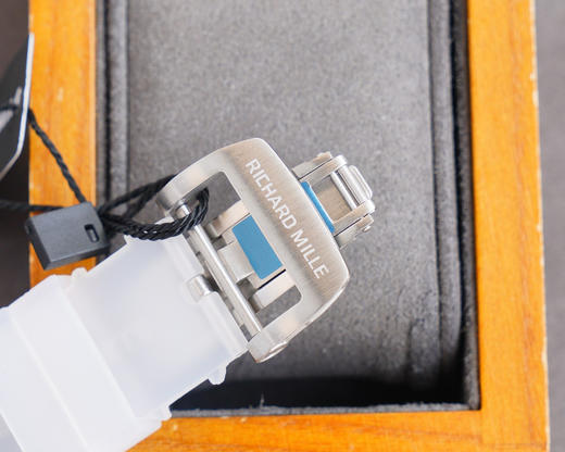 💍【Richard Mille 理查德．米勒】💍RM56-01水晶材质全镂空透明表壳，简单大方上放档次 随便搭配都好看，精湛镂空工艺，原装进口机芯，壳身尺寸50x42mm Z出品💍 商品图10