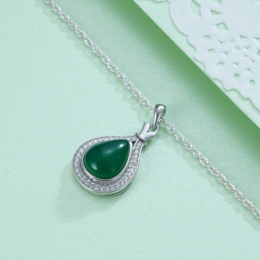 【青翠欲滴】925银绿玉髓吊坠-DZB002426水滴形2111 商品图1