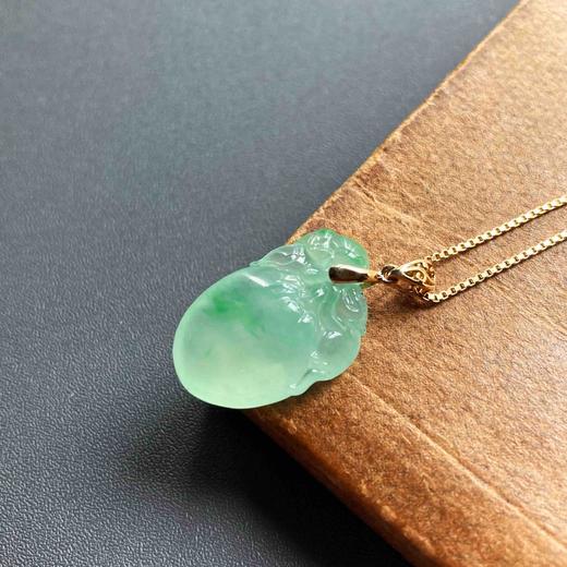 高冰种厚庄阳绿翡翠桃子金猴捧寿 商品图4