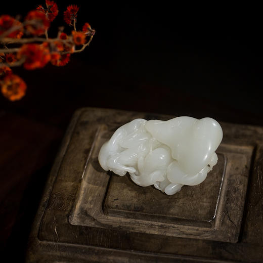 尤志光作品和田玉籽料雕人物把件 商品图3