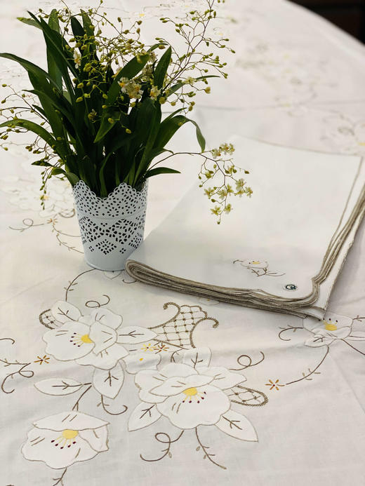 纯棉彩色手绣桌布  出口日韩的老外贸库存（共3款，规格180*270cm） 商品图7