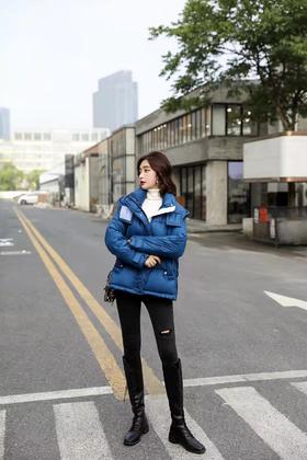时尚雪羽绒服21029