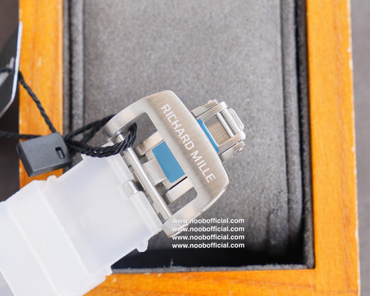 💍【Richard Mille 理查德．米勒】💍RM56-01水晶材质全镂空透明表壳，简单大方上放档次 随便搭配都好看，精湛镂空工艺，原装进口机芯，壳身尺寸50x42mm Z出品💍 商品图2