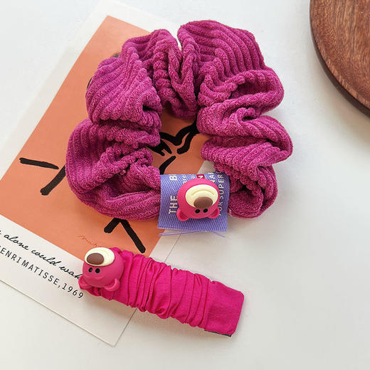 立体小熊发箍可爱大肠发圈甜美发饰洗脸头箍卡通草莓熊羊羔毛发夹 商品图7
