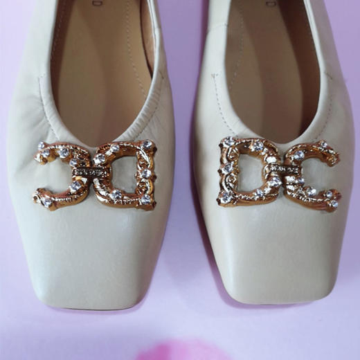 IUIU 舒软羊皮方头浅口单鞋 商品图3