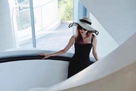 【三亚保利瑰丽】在天际泳池绝不能输！