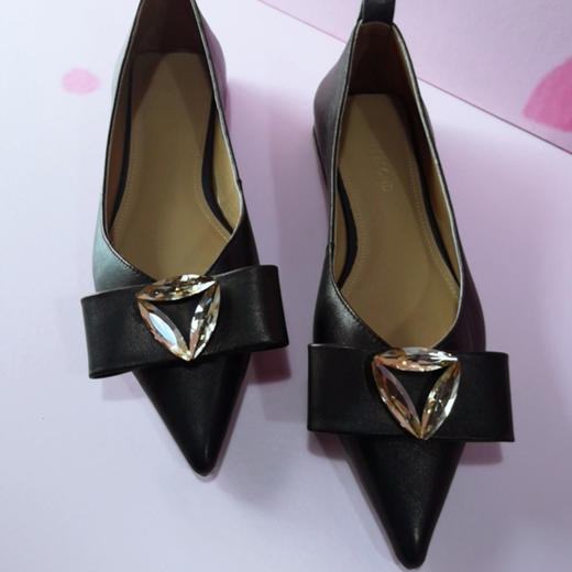 IUIU SECOND 春夏简约浅口单鞋羊皮尖头平底单鞋 商品图2