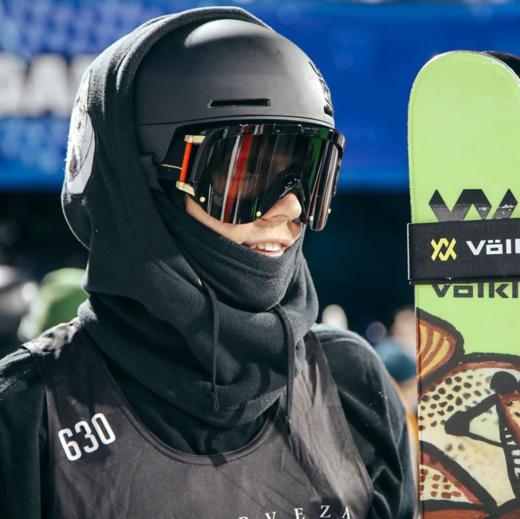 YNIQ - One - Black Gold 配件 护目镜 黑色/金色/黑镜 商品图3