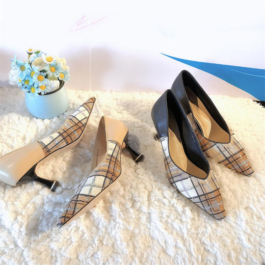 IUIU SECOND 春夏复古格纹单鞋羊皮浅口单鞋 商品图2