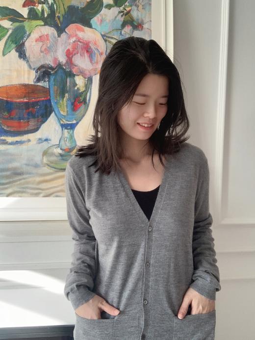 ¥580·专柜2折·法国奢牌EB精纺羊绒·女士精纺系扣口袋开衫gys

私席经典衣橱·新年精纺羊绒特卖·成本价回馈𝟝款经典 商品图2