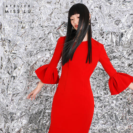 【Madeline 】红色钟形袖肩部挖剪连身裙/ 0000204 商品图1