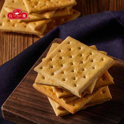 白鹭梳打饼干咸味福建厦门特产牛奶配餐零食老人孕妇早餐饱腹食品 商品图4
